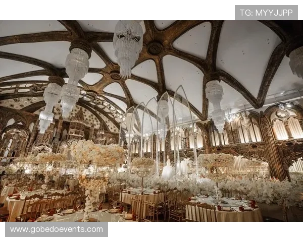 皇家真人平台致力于打造豪华高端的娱乐体验,让每位玩家都感受到皇家尊贵的待遇